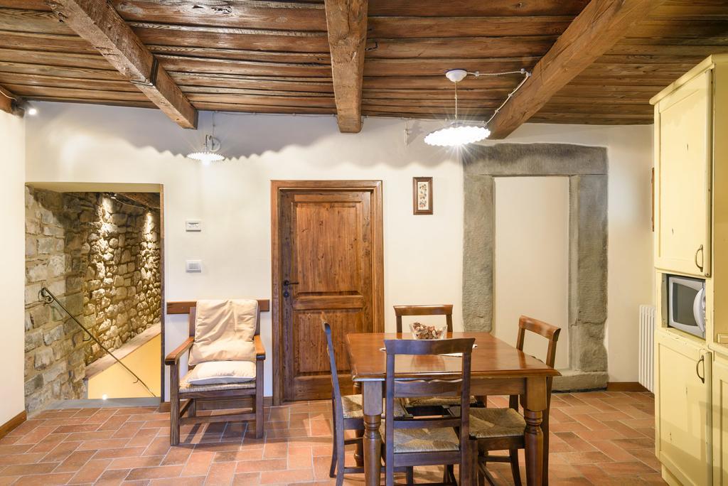 Il Borgo Dei Corsi - Charming Holiday Apartments Ortignano Raggiolo Εξωτερικό φωτογραφία